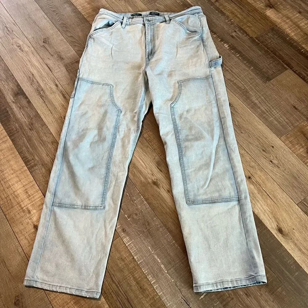 Universal thread super high rise straight jeans size 16
